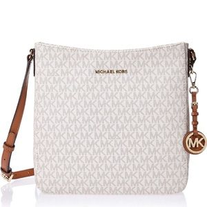 Michael Kors Vanilla Jet Set Travel Large Messenger Bag. NEW WITH TAGS!!!